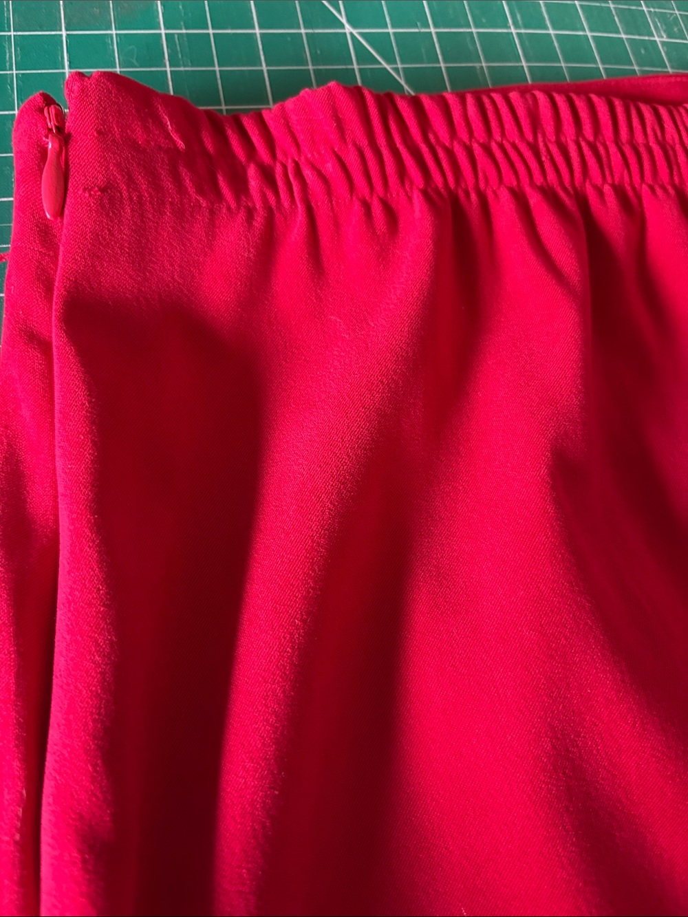 Leslie Fay Vintage Bright Red Suede Skirt Suit - Picture 10 of 10
